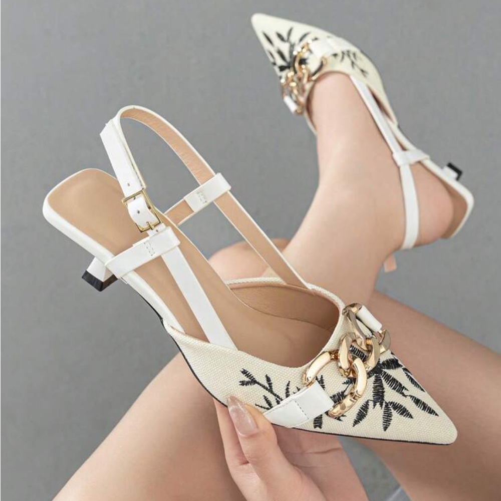 Chain Decorated Cat Design Pointed Toe Closed Back High Heels